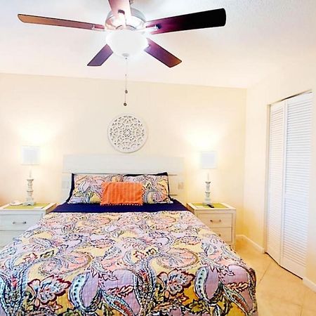 Paradise Sol 2Bd2Ba Condo On Golf Course Near Bch セント・ピーターズバーグ エクステリア 写真